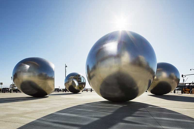 seeing metal spheres 2