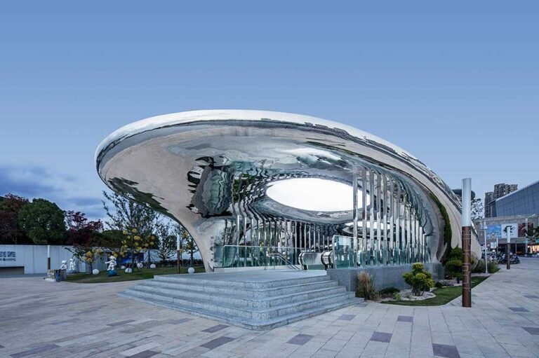 Stainless-steel-large-creative-sculpture