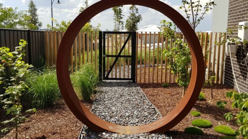 Utilizing Corten Steel in Landscape Design (11)