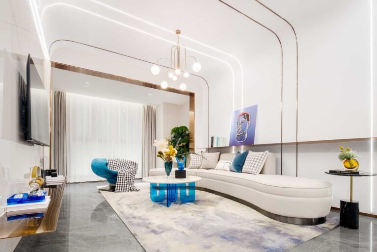 metal-Trim-Strips-and-Caulking