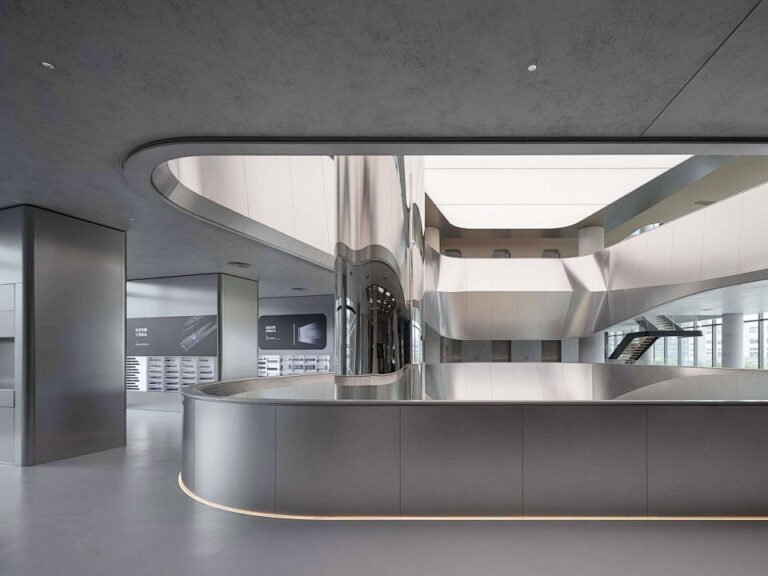 Museum Uses Stainless Steel (2)