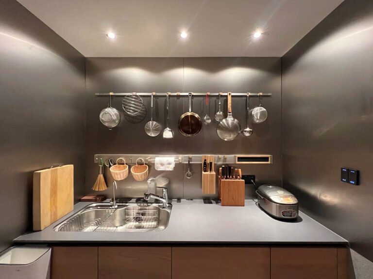 Stainless-Steel-Kitchen-sheet