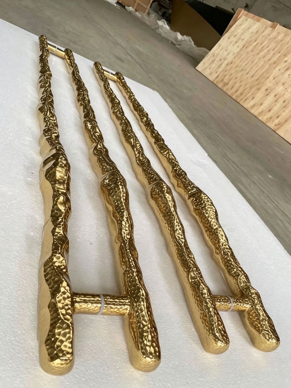 luxury-entrance-pull-handle