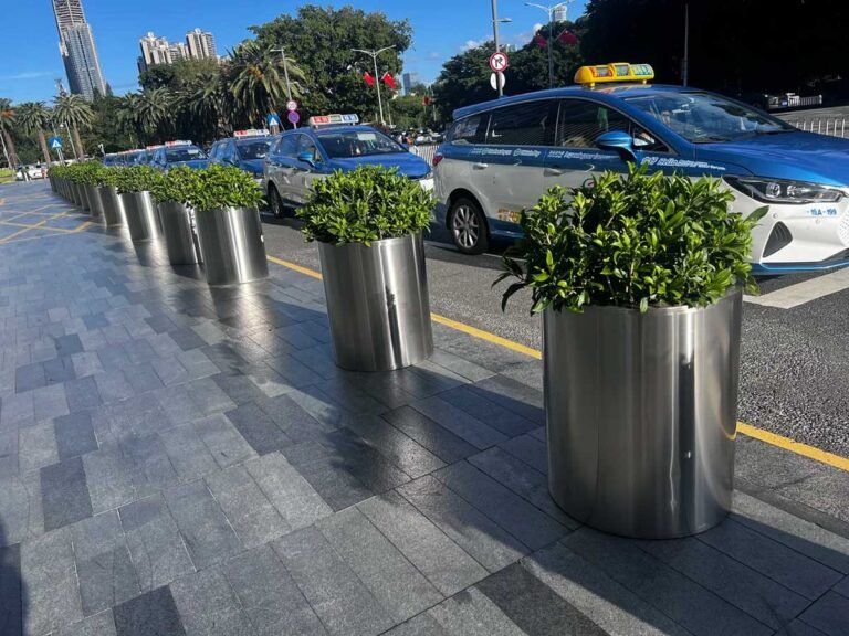 stainless‑steel-planters
