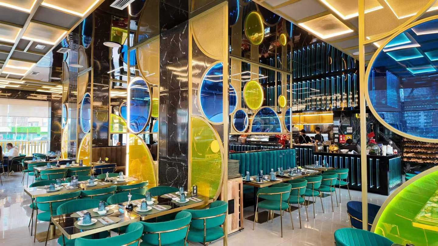 Custom Stainless Steel for European Restaurant Interiors5