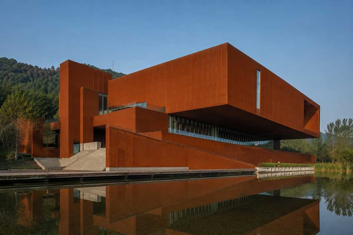 Weathering-steel